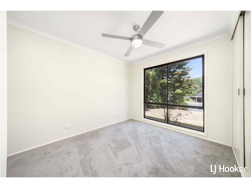 5 Winder Place, Charnwood ACT 2615