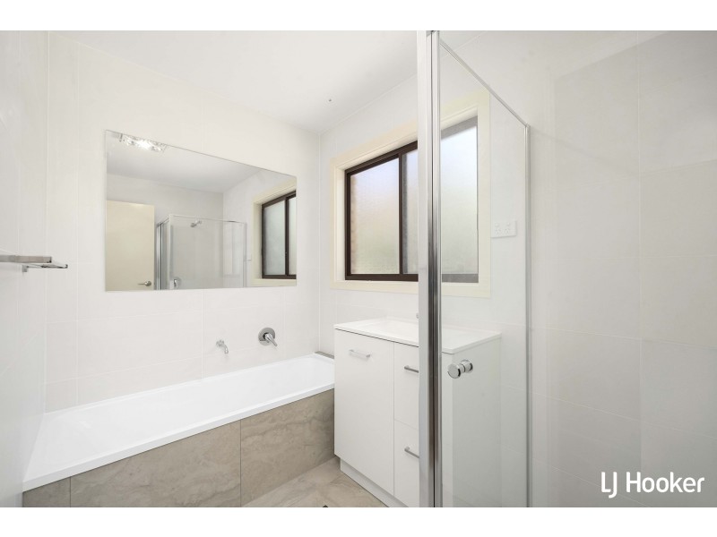 5 Winder Place, Charnwood ACT 2615