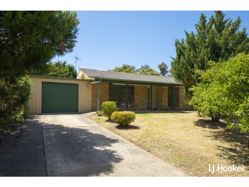 5 Winder Place, Charnwood ACT 2615