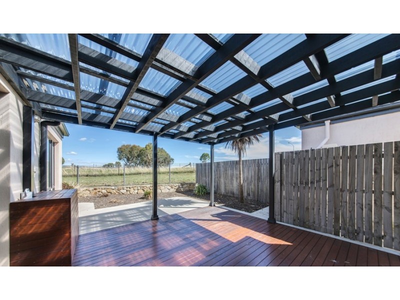 3/40 Siroset Close, Dunlop ACT 2615