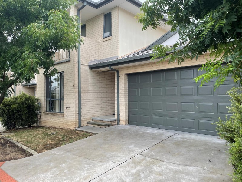 4/60 Benaroon Circuit, Amaroo ACT 2914
