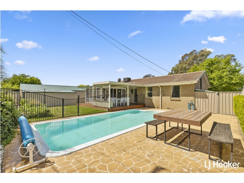 72 O’Loghlen Street, Latham ACT 2615