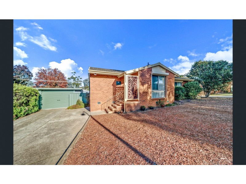 14 Mcmaster Street, Scullin ACT 2614