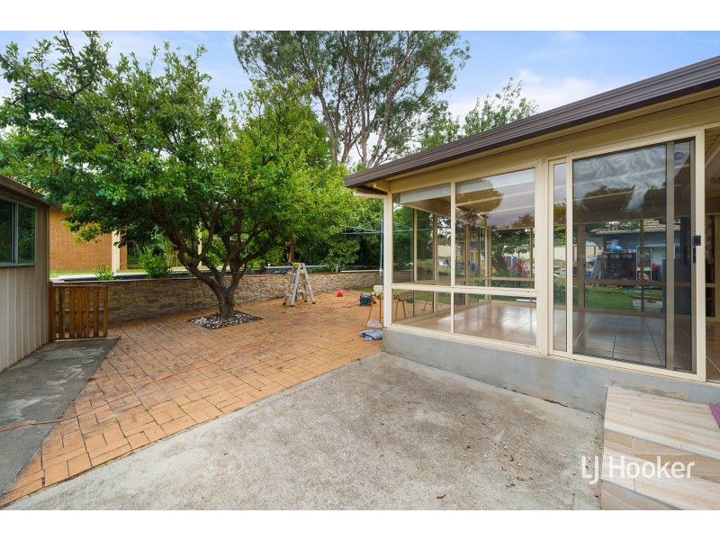 17 Cuscaden Crescent, Florey ACT 2615