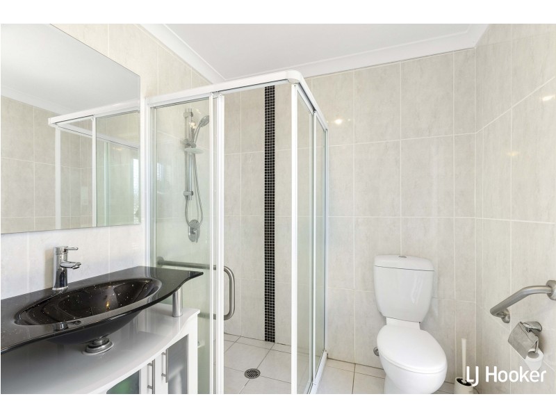 2 Farmer Place, Gungahlin ACT 2912