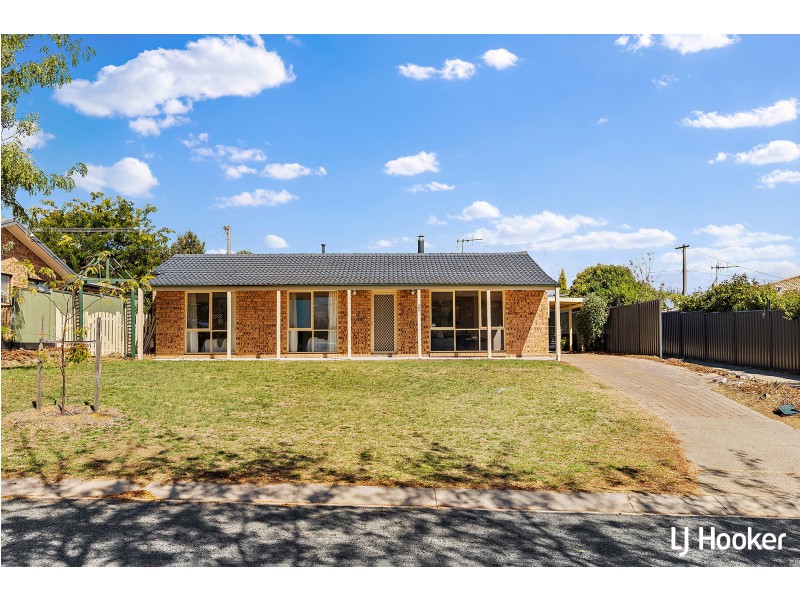 20 Maharatta Circuit, Isabella Plains ACT 2905
