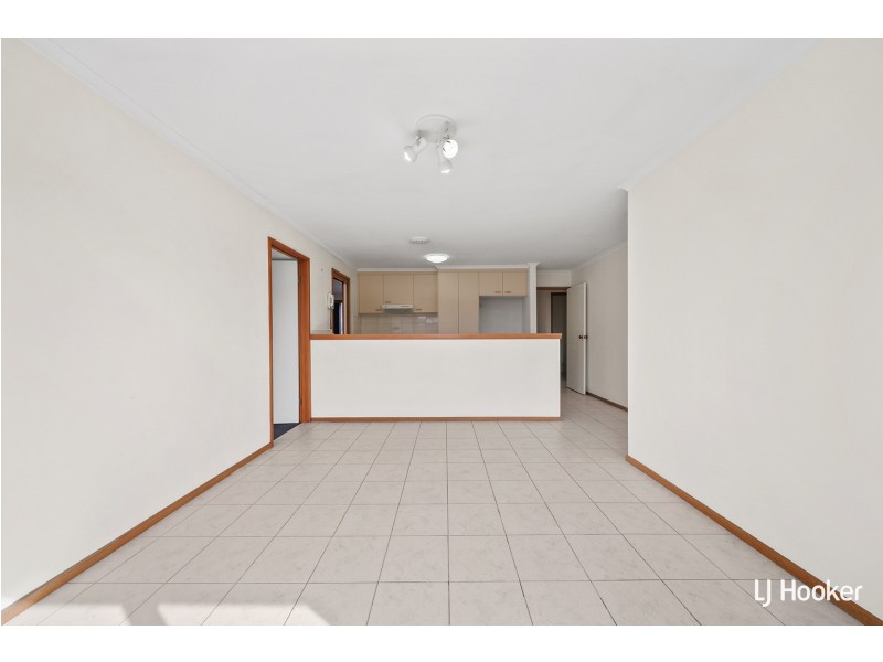 9 Leisler Place, Palmerston ACT 2913