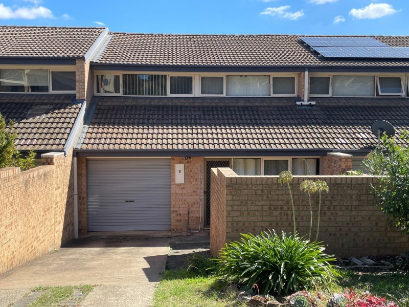 8 Cabena Court, Belconnen ACT 2617