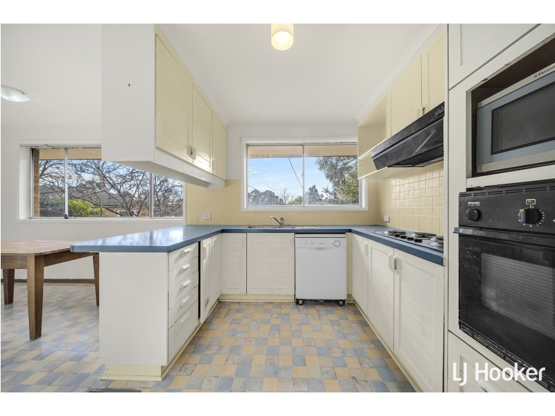 11 Clode Crescent, Macgregor ACT 2615