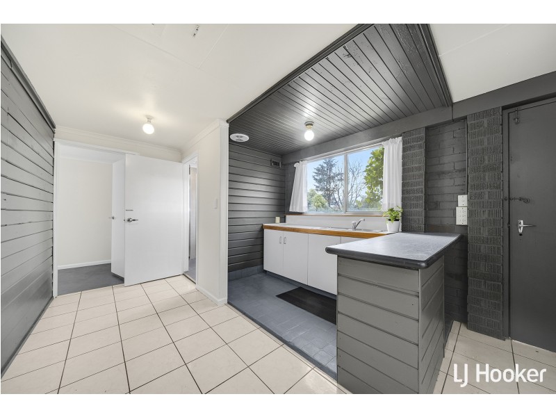 11 Clode Crescent, Macgregor ACT 2615