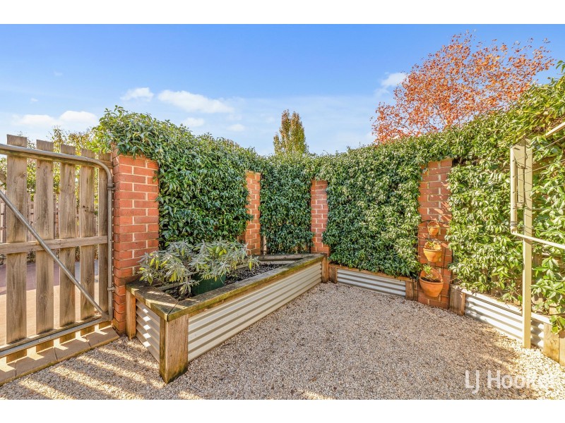 9/1 Goldman Street, Bruce ACT 2617