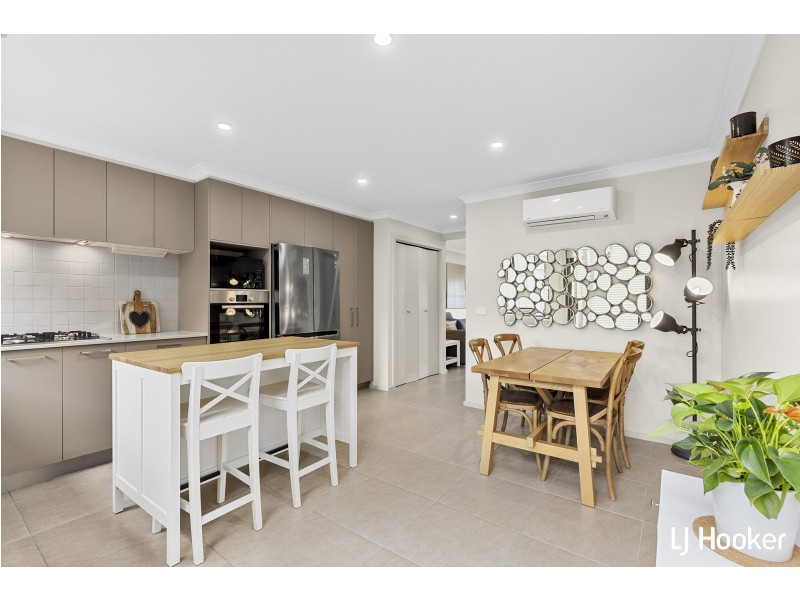 21 Spratt Court, Casey ACT 2913