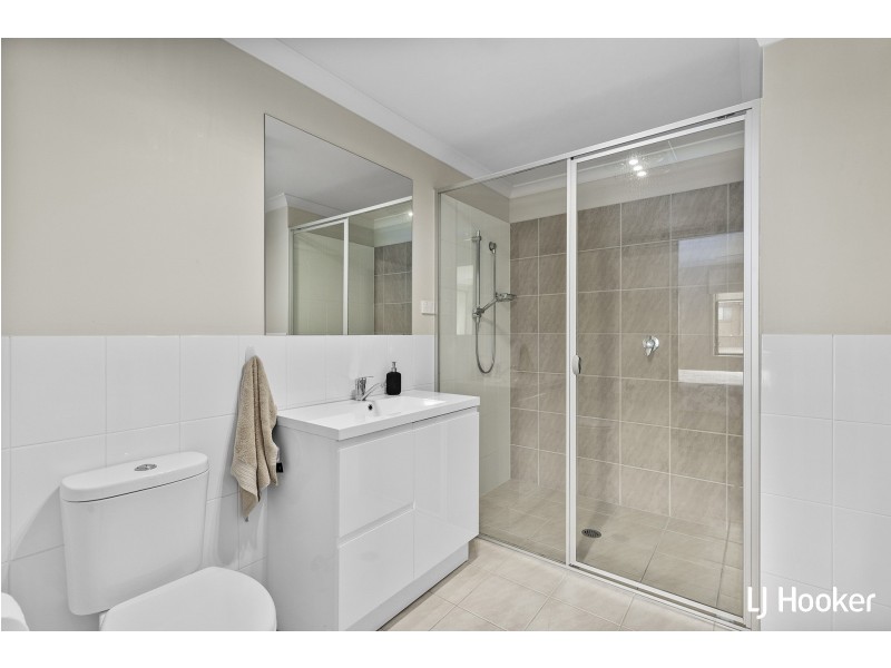 21 Spratt Court, Casey ACT 2913