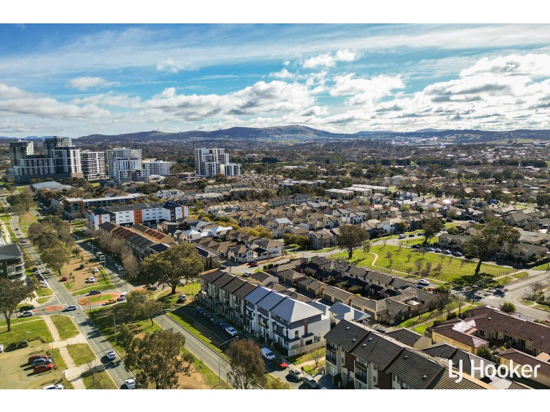 121 Anthony Rolfe Avenue, Gungahlin ACT 2912