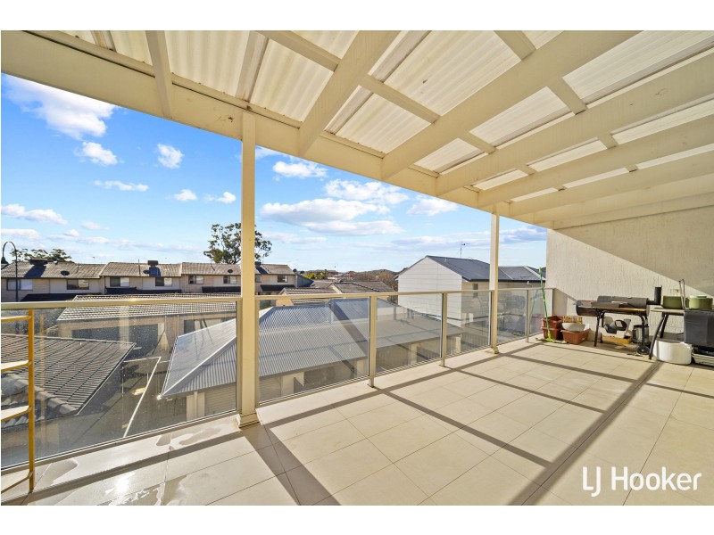 121 Anthony Rolfe Avenue, Gungahlin ACT 2912