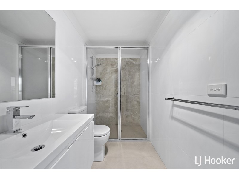 121 Anthony Rolfe Avenue, Gungahlin ACT 2912