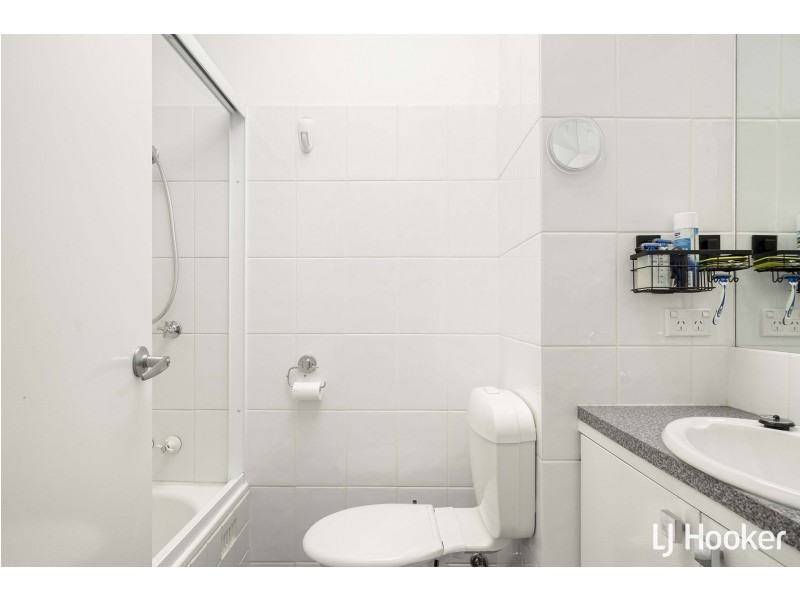 6/30 Springvale Drive, Hawker ACT 2614