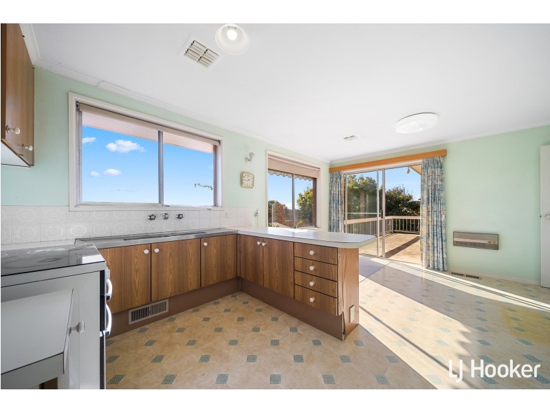 27 Daley Crescent, Fraser ACT 2615