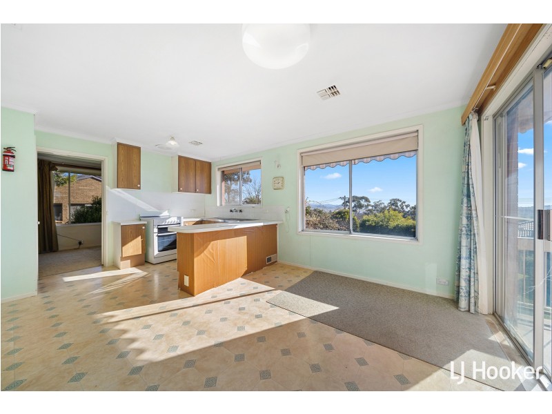 27 Daley Crescent, Fraser ACT 2615