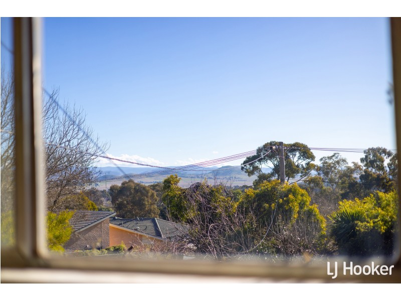 27 Daley Crescent, Fraser ACT 2615