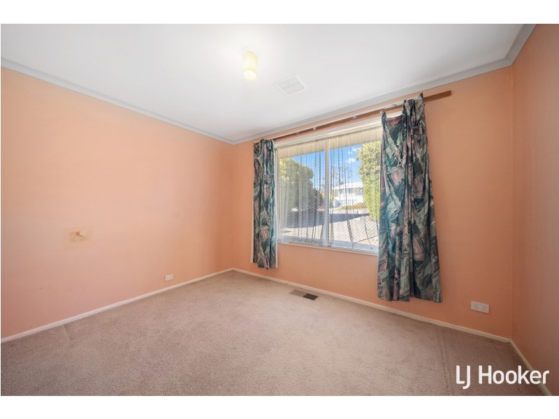 27 Daley Crescent, Fraser ACT 2615