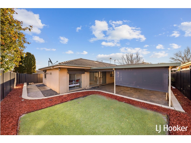 54 Marchant Circuit, Dunlop ACT 2615