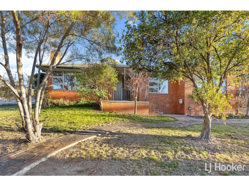 134 Lambrigg Street, Farrer ACT 2607