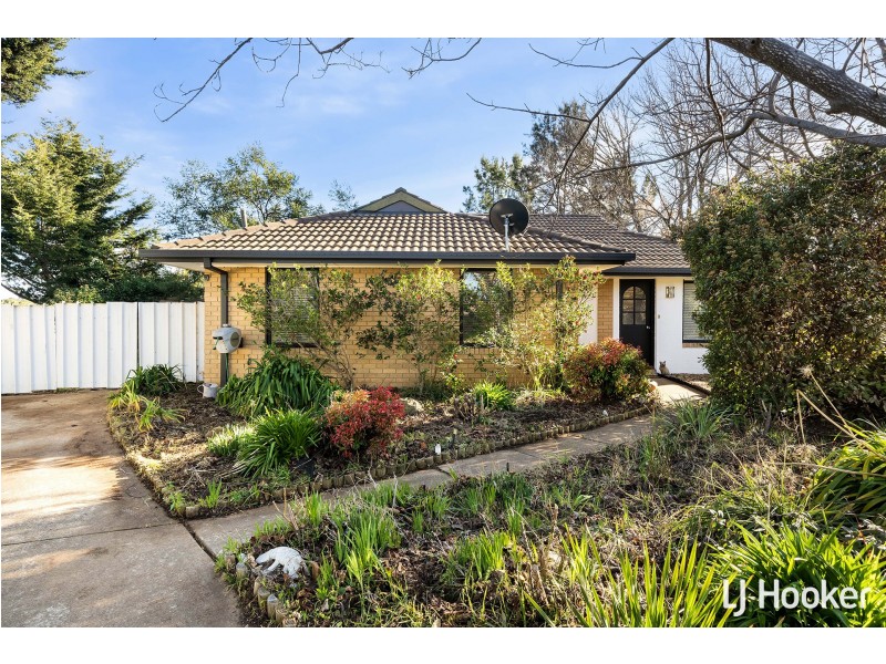 7 Craig Place, Florey ACT 2615