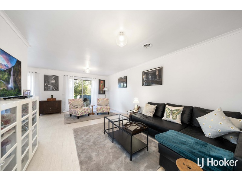 7 Craig Place, Florey ACT 2615