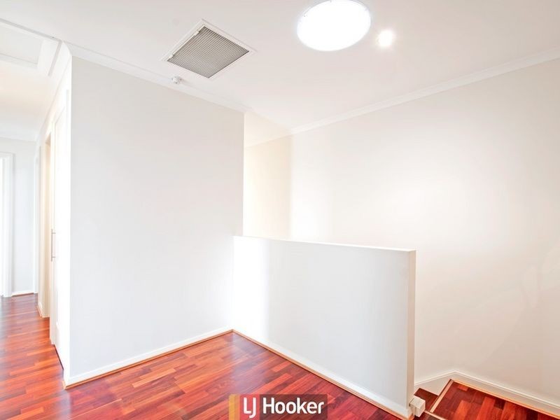 6 Siroset Close, Dunlop ACT 2615