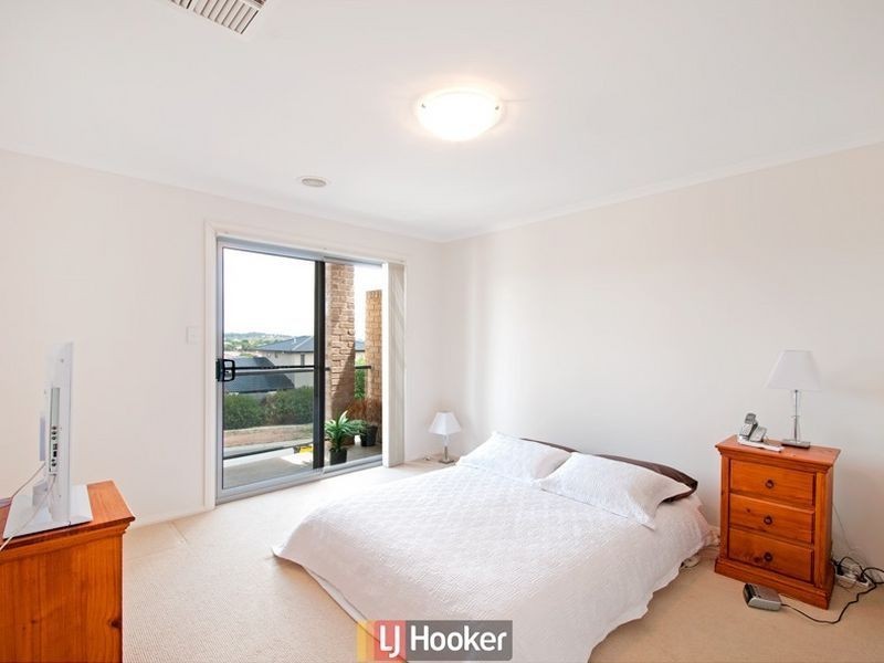 6 Siroset Close, Dunlop ACT 2615