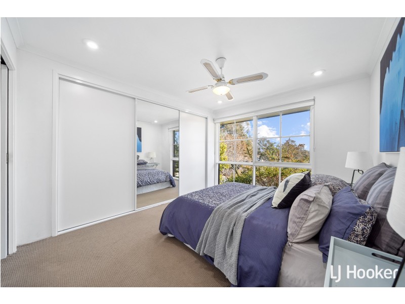 11 Stuckey Place, Charnwood ACT 2615