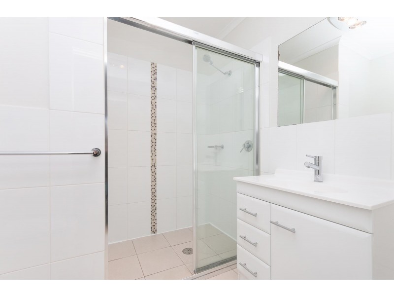 2/2 Neil Currie Street, Casey ACT 2913