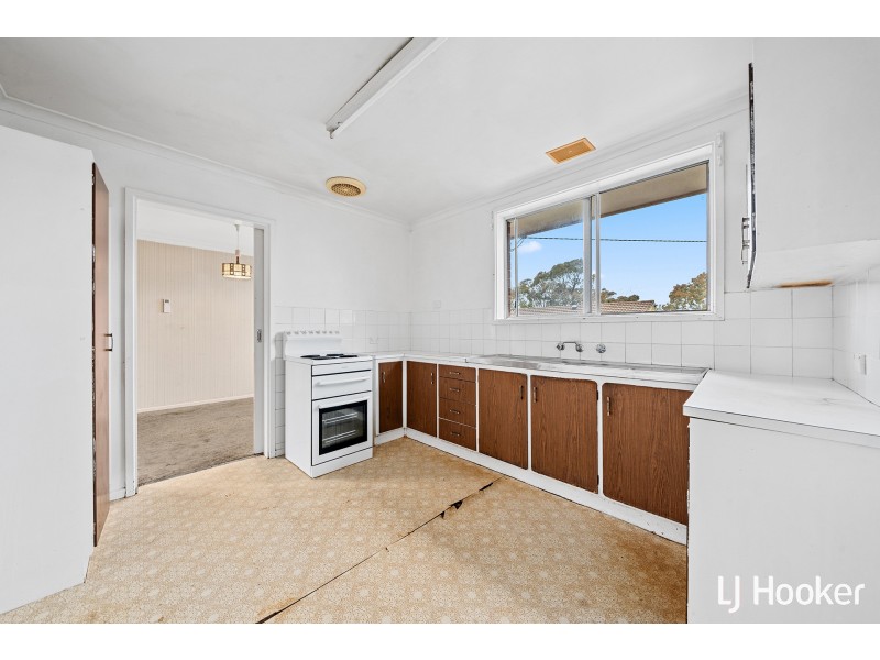 6 Amadio Place, Melba ACT 2615