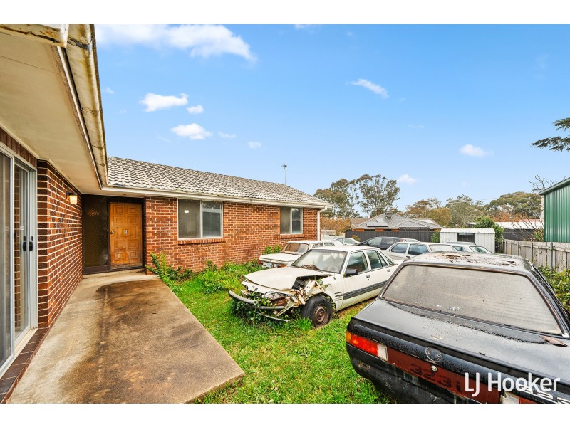 6 Amadio Place, Melba ACT 2615