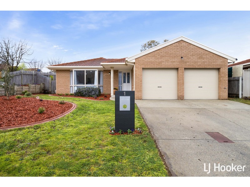 1 Grove Place, Dunlop ACT 2615