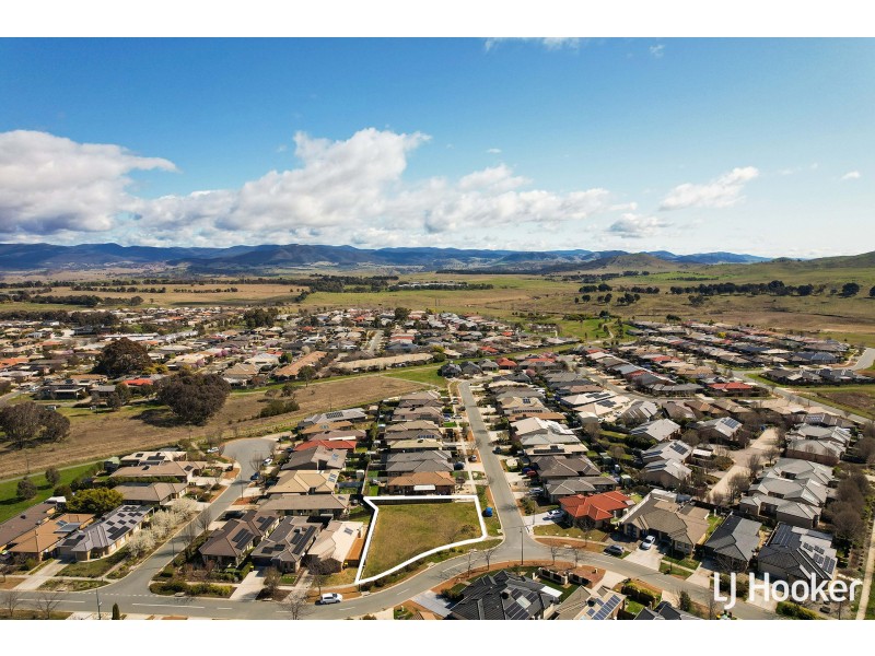 1 Rag Holmes Street, Macgregor ACT 2615