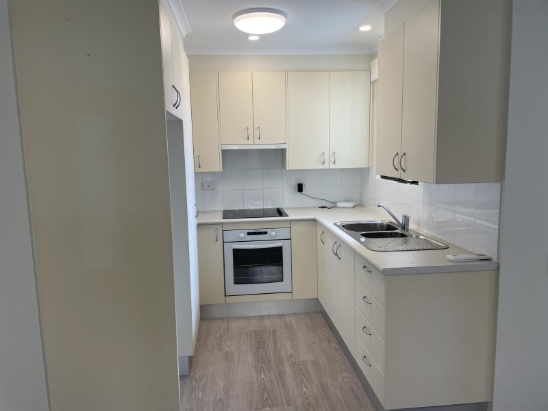 33/11 Namatjira Drive, Weston ACT 2611