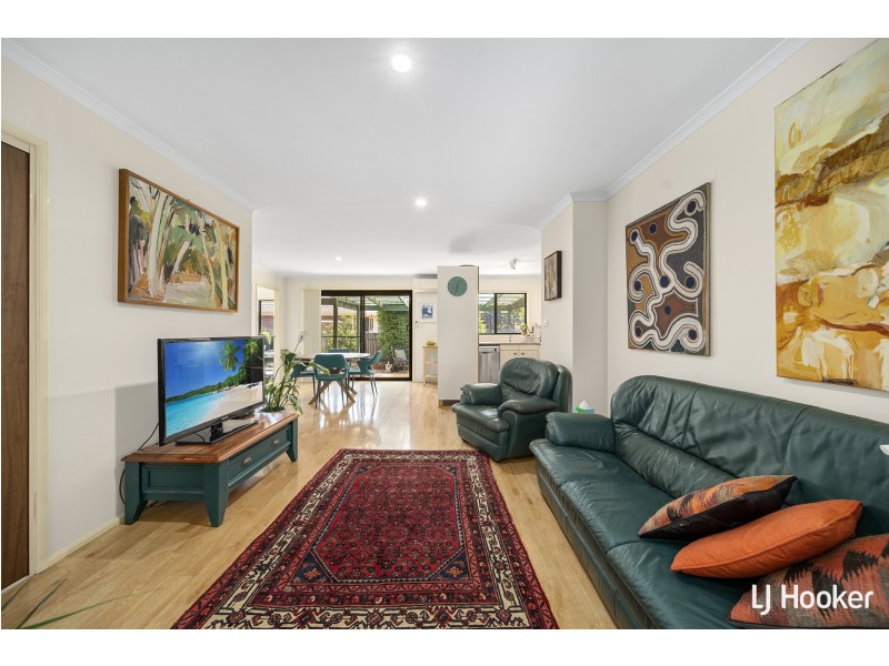 15 Guginya Crescent, Ngunnawal ACT 2913