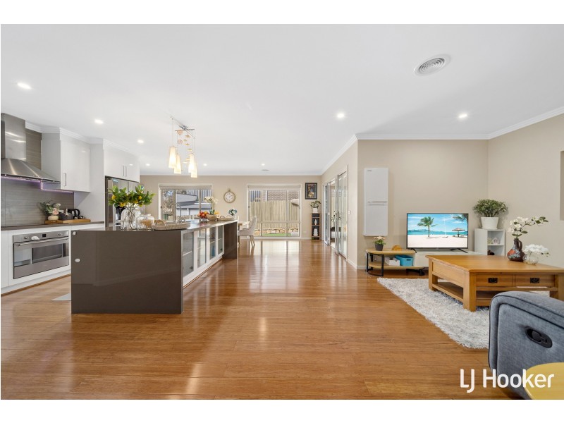 56 Langtree Crescent, Crace ACT 2911