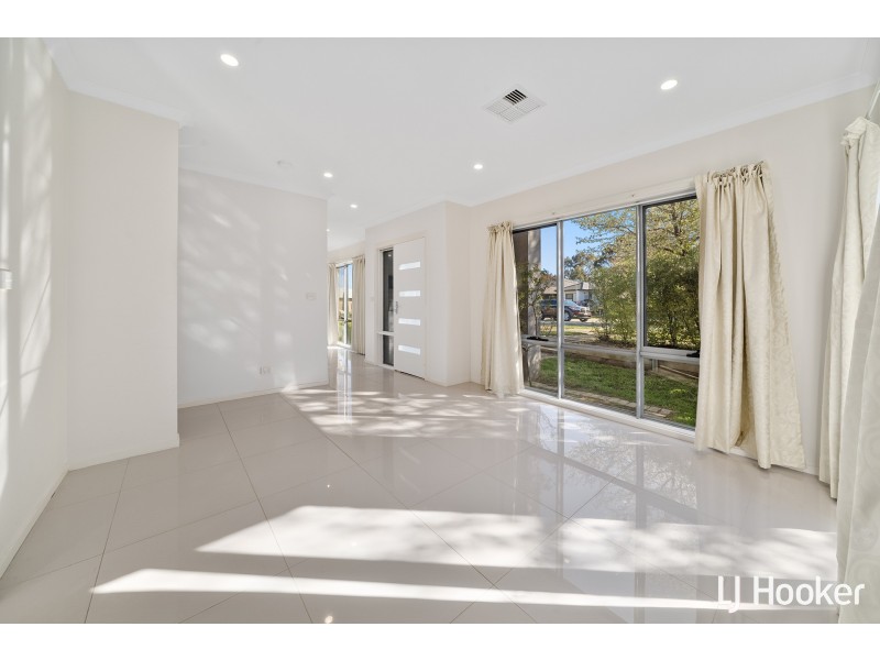 22 Hugh Gilchrist Street, Casey ACT 2913