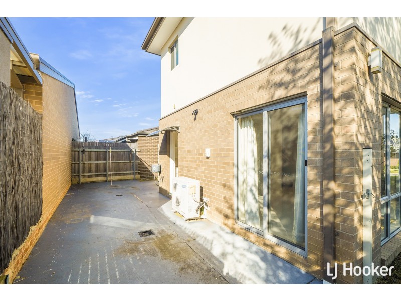 22 Hugh Gilchrist Street, Casey ACT 2913