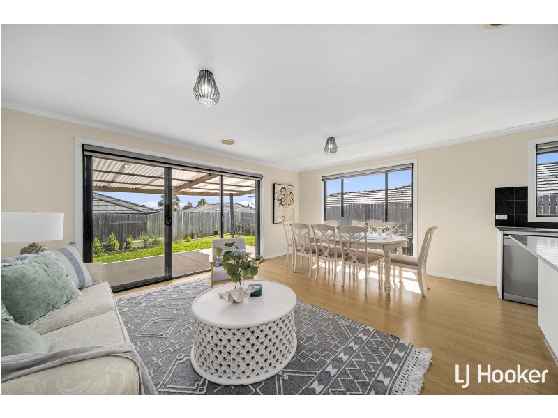 39 Carman Loop, Macgregor ACT 2615