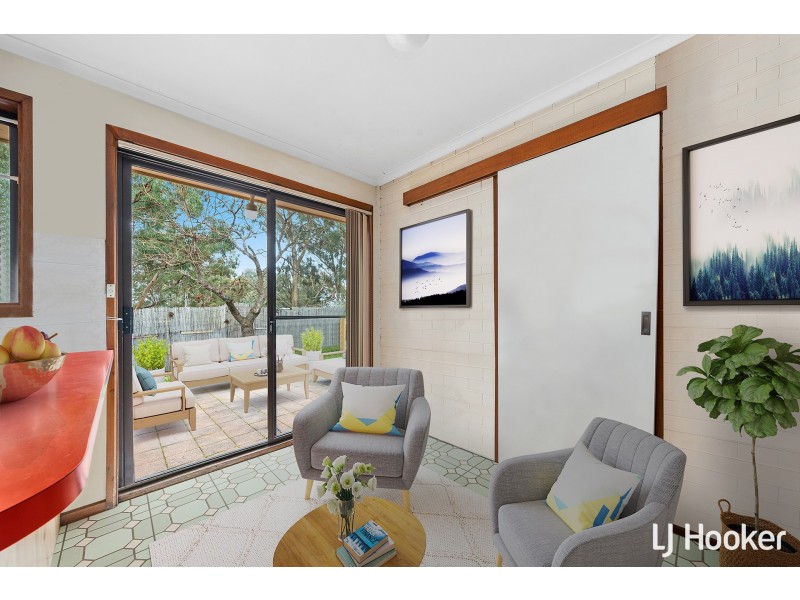 16 Brownlow Place, Holt ACT 2615