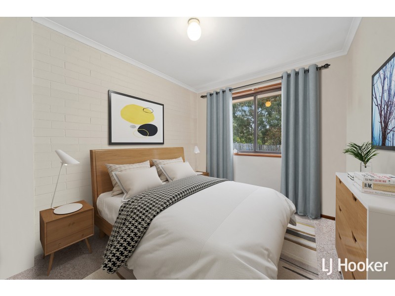 16 Brownlow Place, Holt ACT 2615