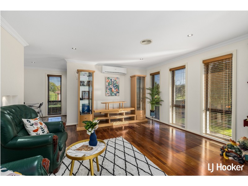2 Farmer Place, Gungahlin ACT 2912
