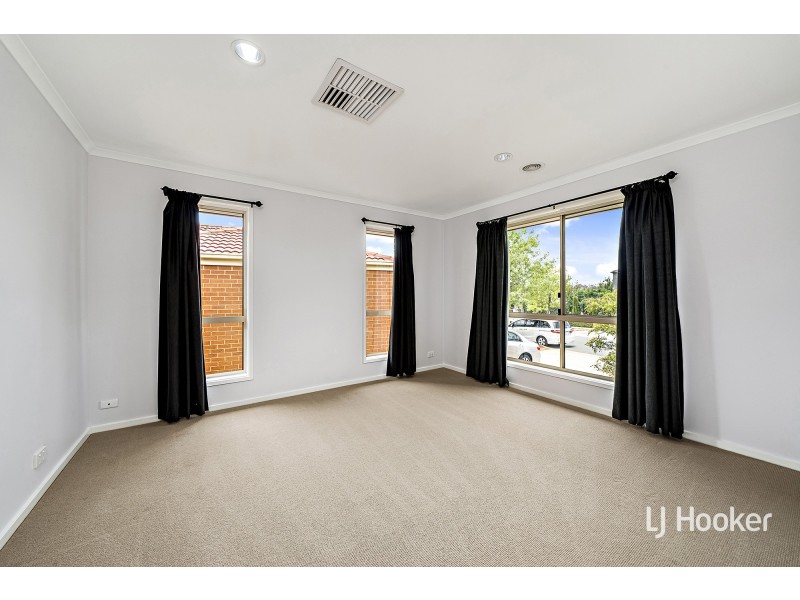 25 Charles Perkins Circuit, Bonner ACT 2914