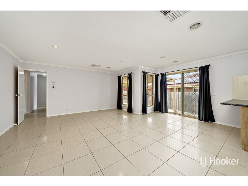 25 Charles Perkins Circuit, Bonner ACT 2914