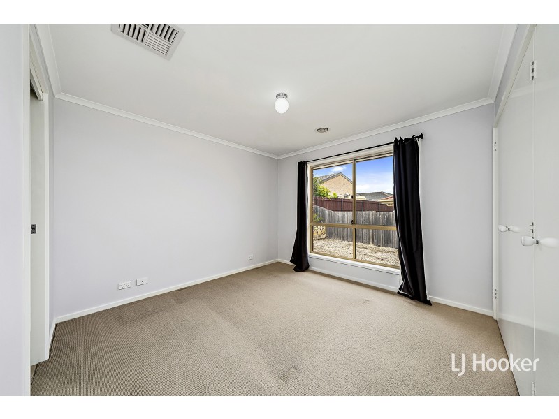 25 Charles Perkins Circuit, Bonner ACT 2914