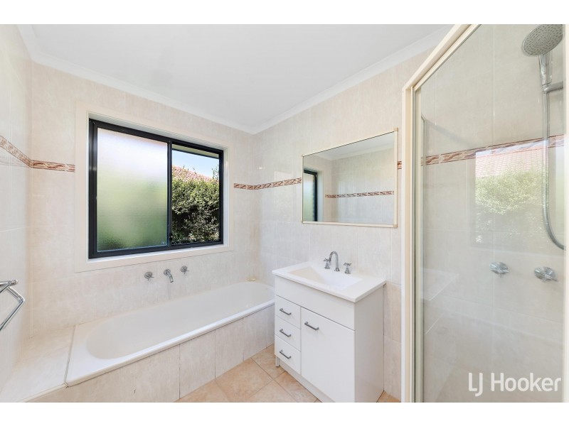 15 Saltbush Street, Harrison ACT 2914